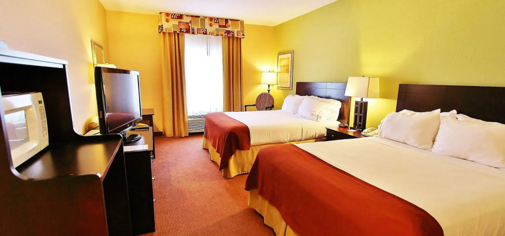 GreenTree Inn & Suites Pinetop