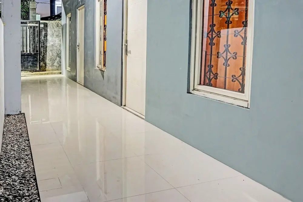 Alif House Syariah Redpartner near Taman Dayu Pandaan