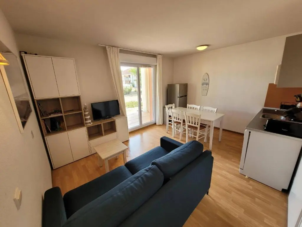 Appartement 6 places proche plage et avec piscine