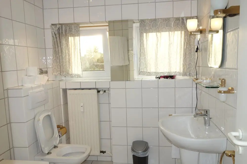 Tolstov Hotels