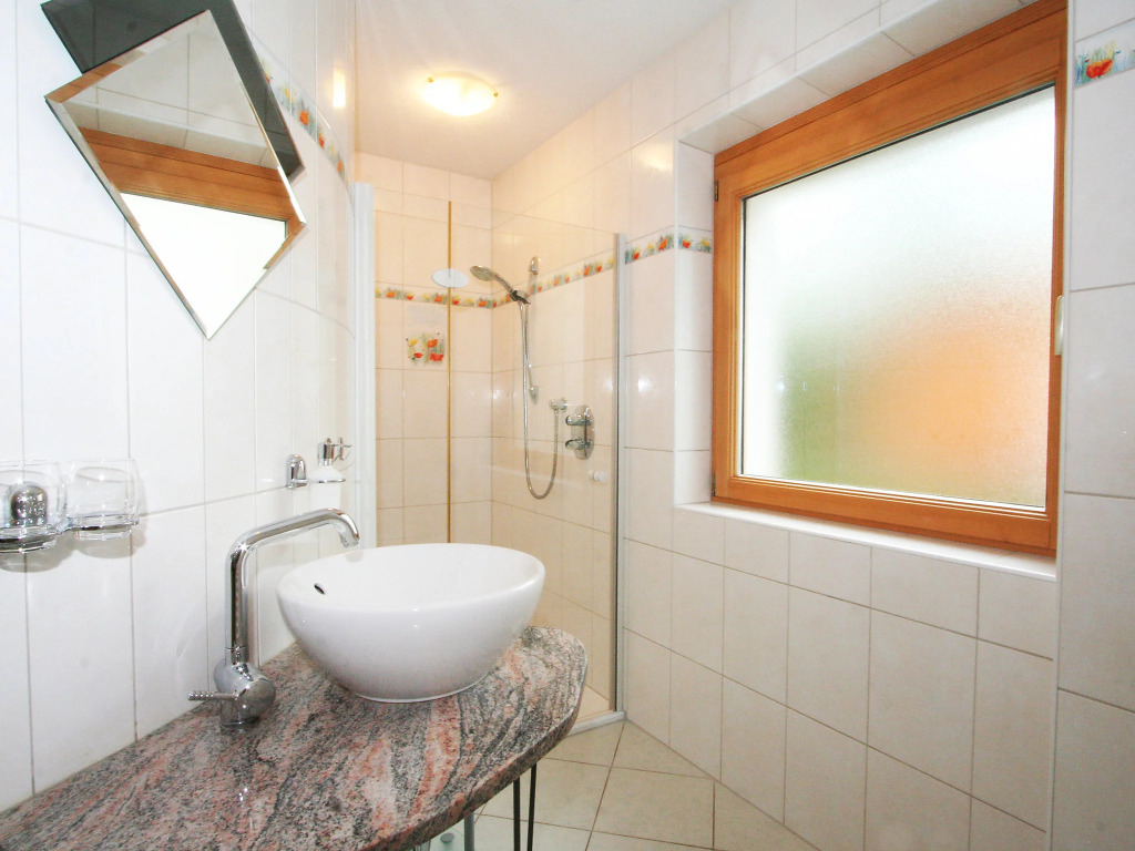 Holiday Home Heidi by Interhome