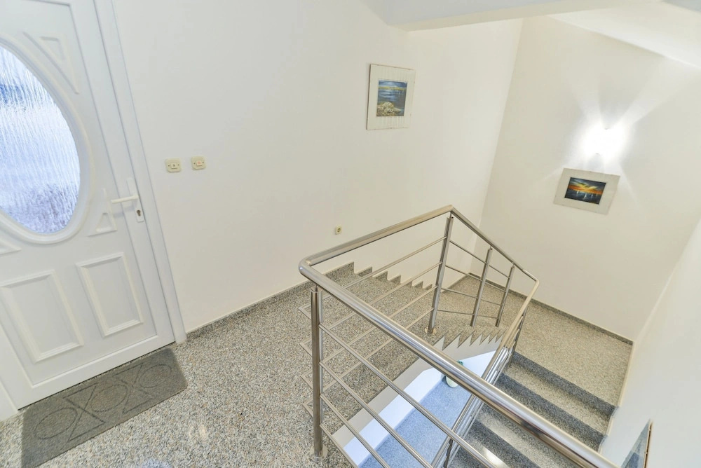 Beachfront Apartment Liveri 3