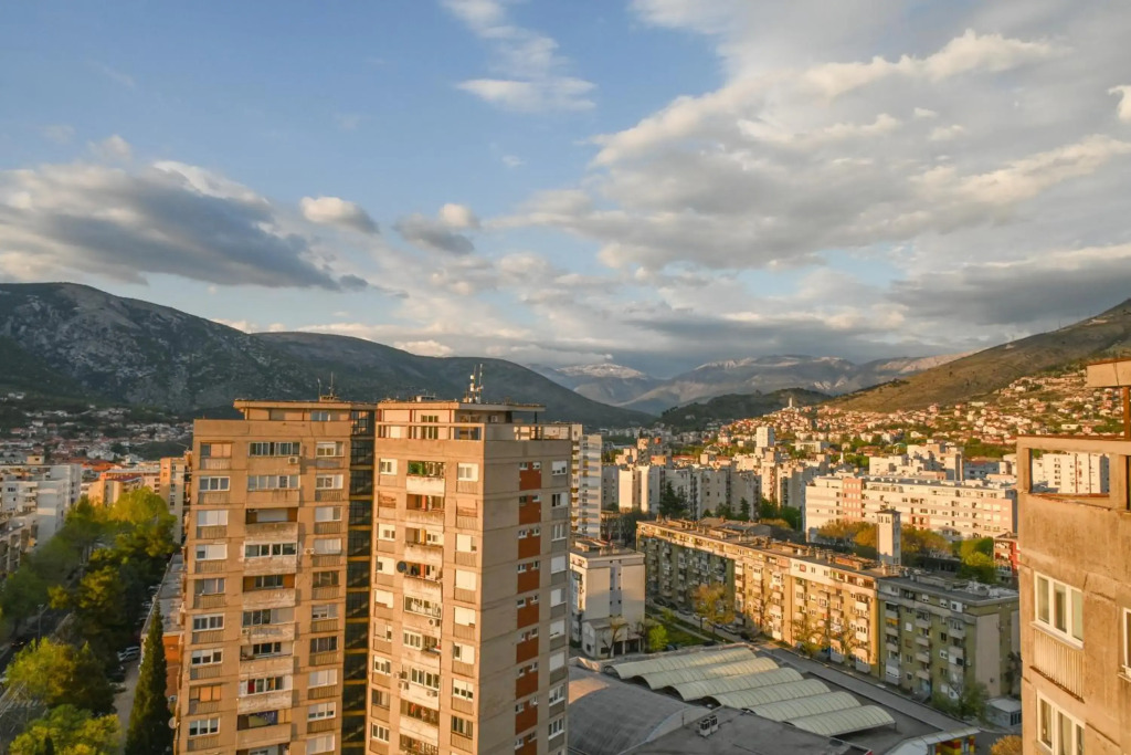 HelloSky Apartment