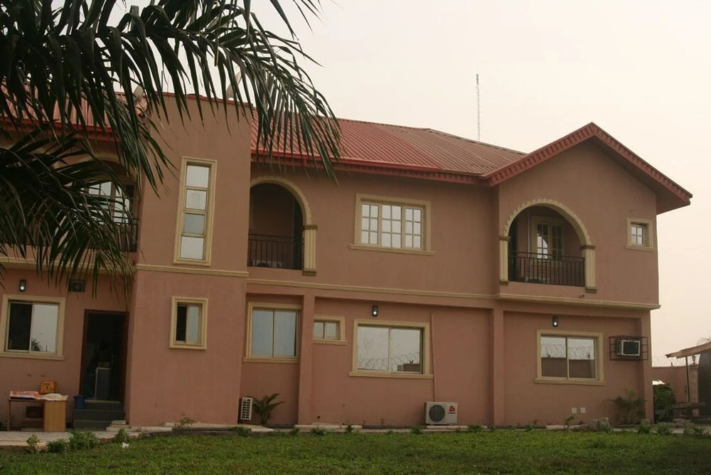 Esado Suites and Conference Alagbado
