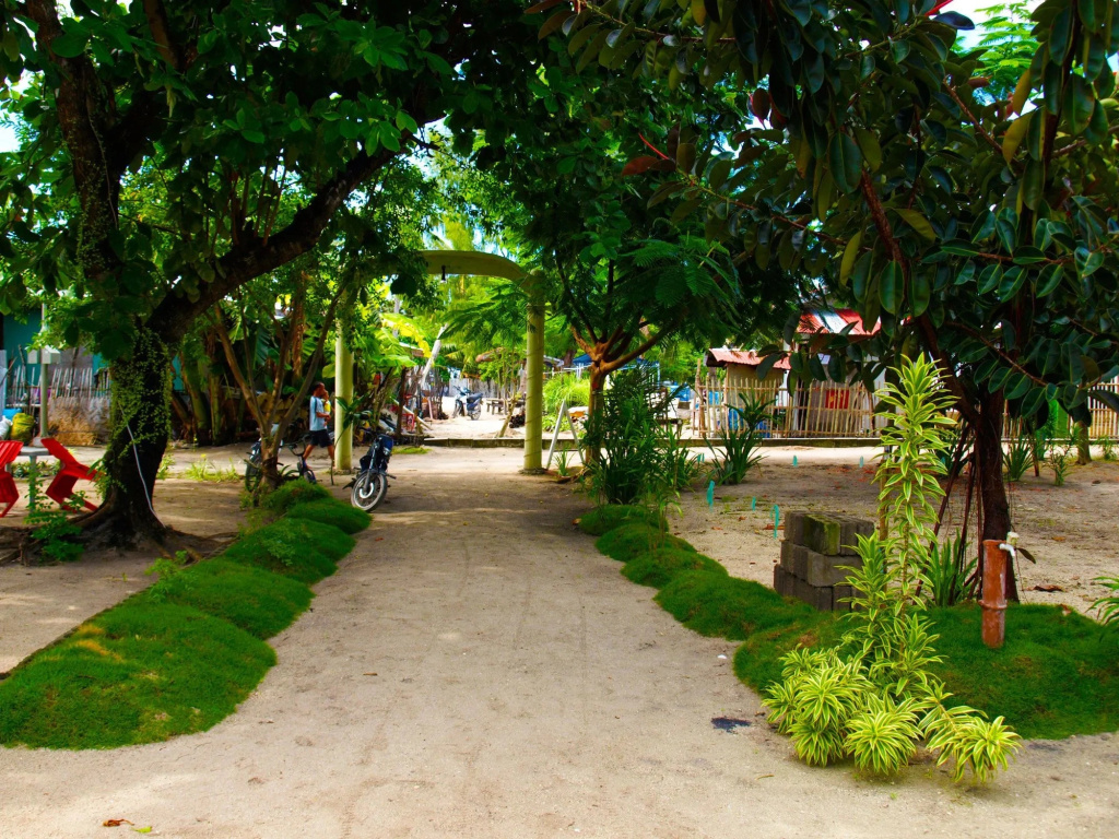 Purple Snapper Dive Resort