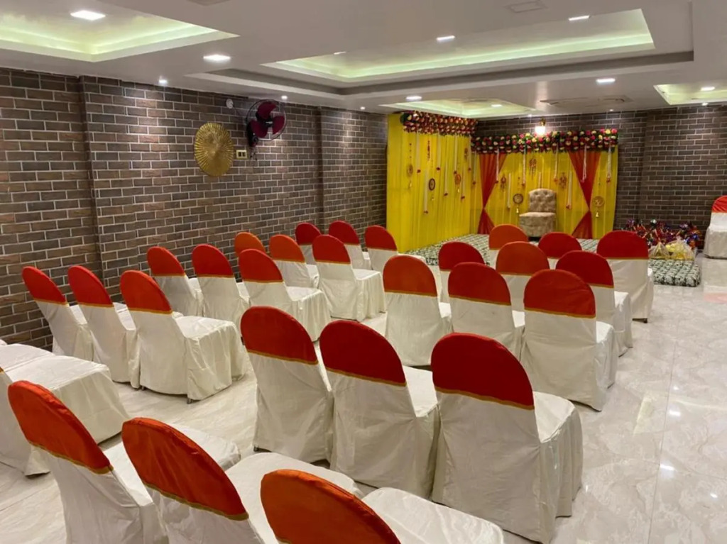 Townhouse Kali Ghat Prayagraj Formerly Ramesh Palace