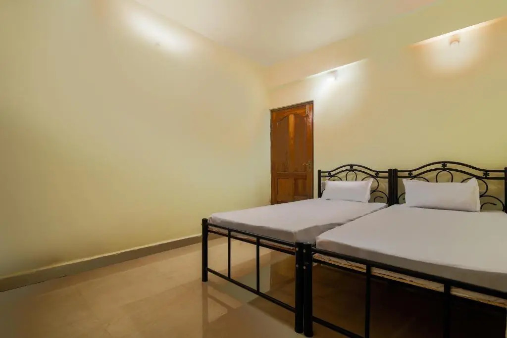 SPOT ON 46750 Phoenica Residency SPOT