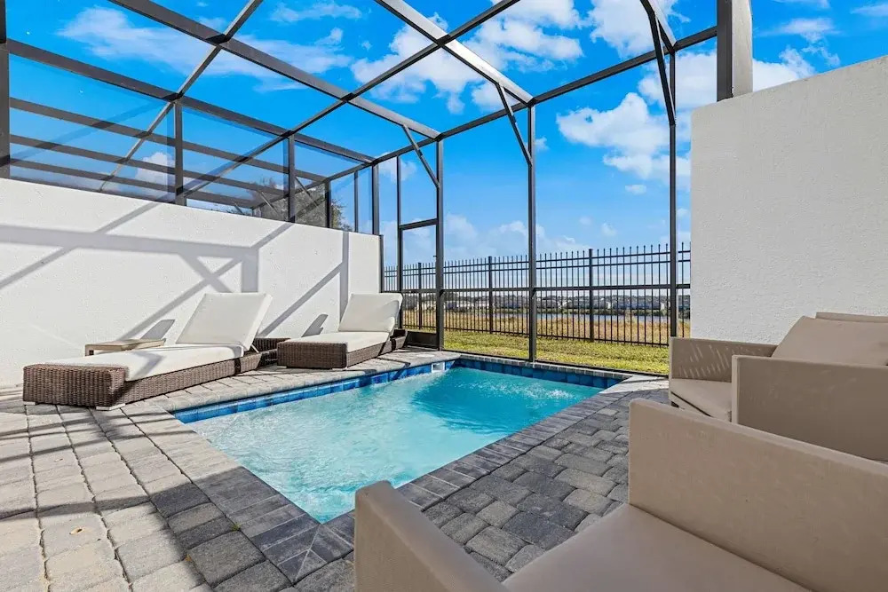 424 Famagusta Dr