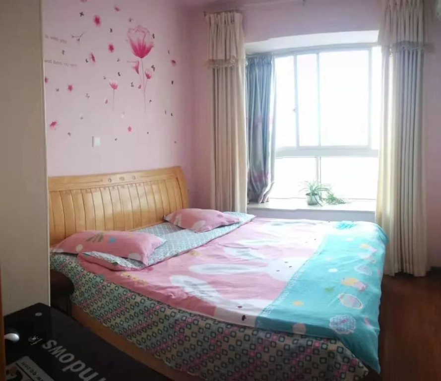 Apple Apartment