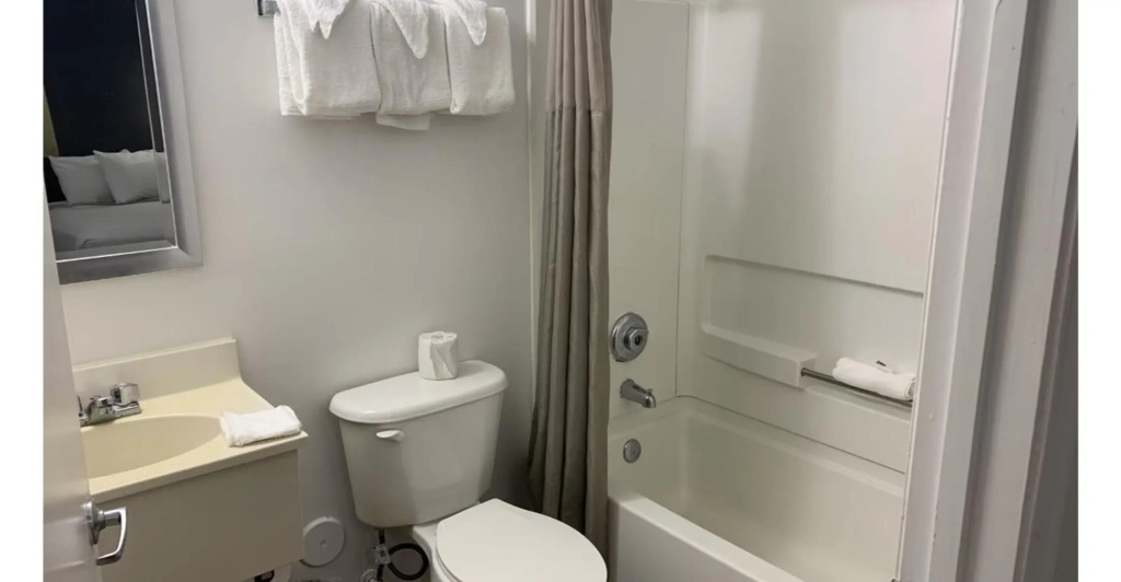 Studio 6 Extended Stay - Hampton, VA - Langley AFB Area