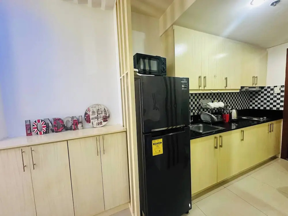Xenial Pasay City Apartment for Rent - Entire House Front of Mall of Asia