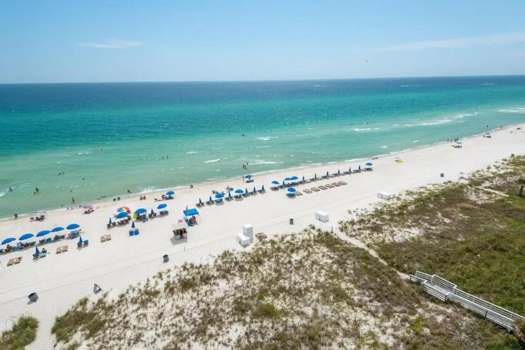 Ocean Reef 909! 4 BD 3 BA, Ocean View, And Amazing Location