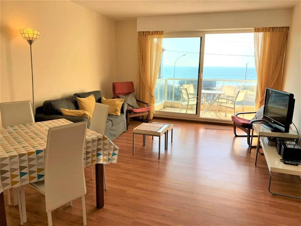 Appartement Quiberon, 3 pièces, 4 personnes - FR-1-478-99