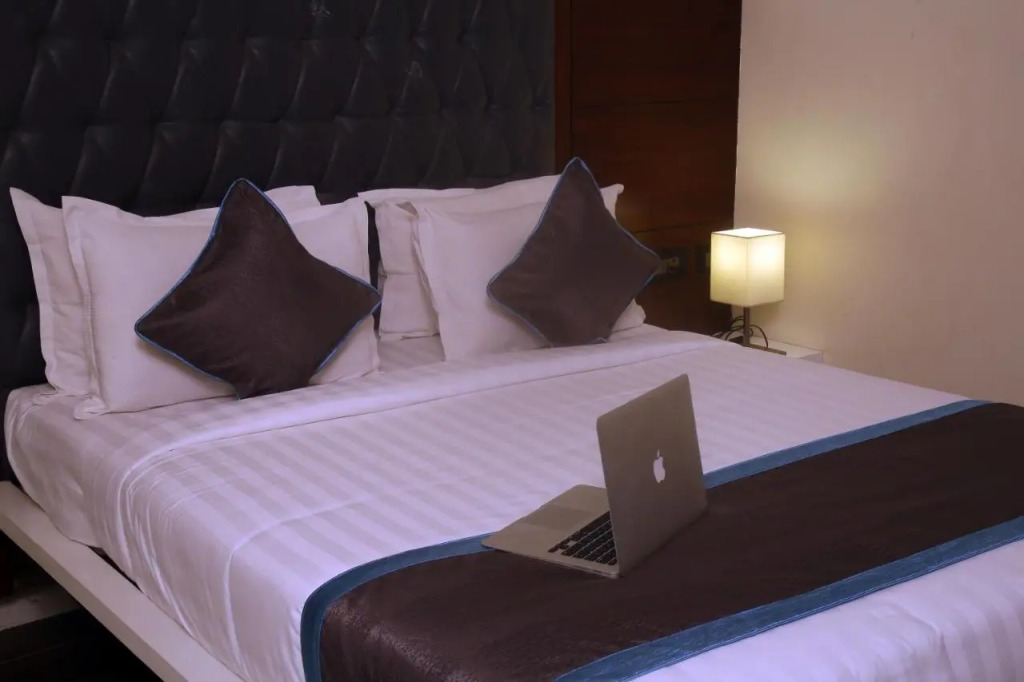 PARK SIGNATURE HOTELS - Royal Benza
