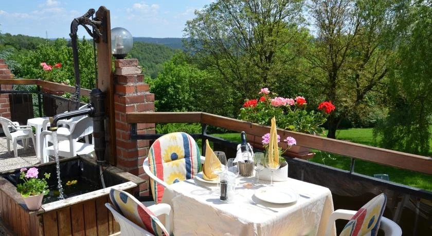 Hostellerie Doux Repos