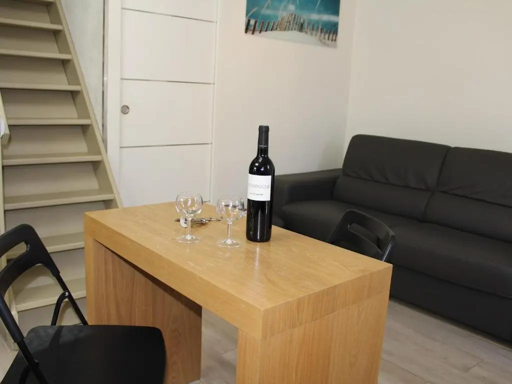 Maison avec terrasse, piscine, clim et parking - Gruissan - FR-1-229-779