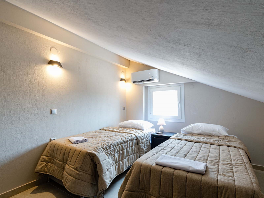Kiosse Maison 4 by TravelPro Services - Nea F...