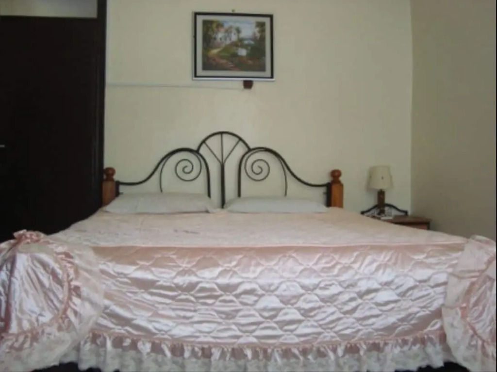 Angaza Guest House