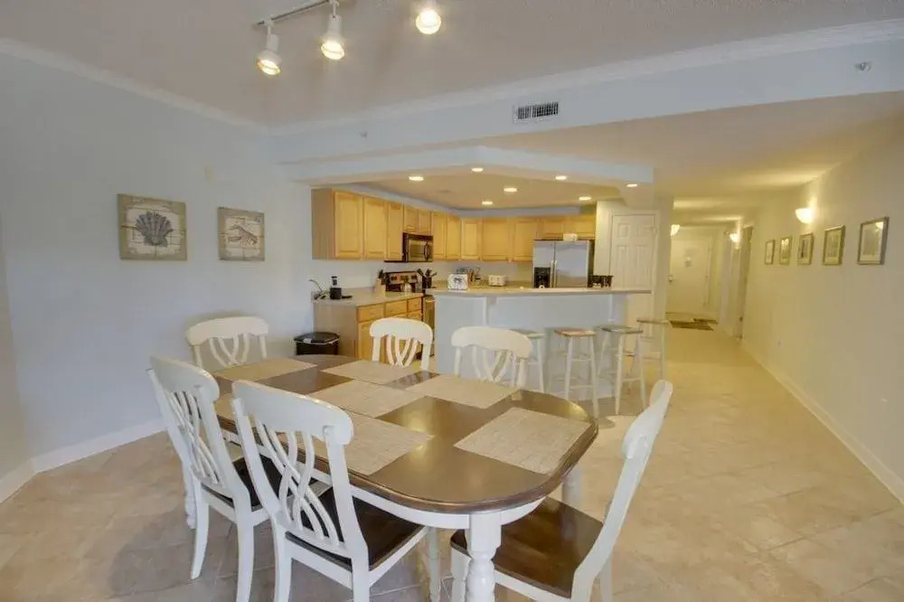 Bahia Vista II 202 - 3 Br Condo