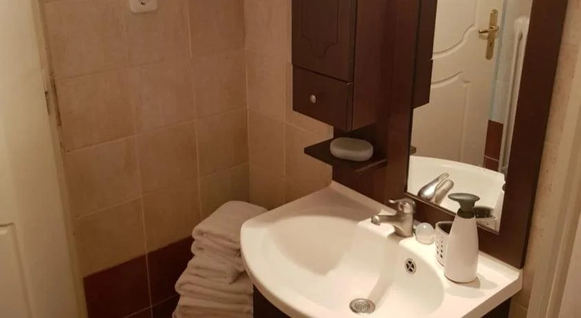 Montage Suites Hotel