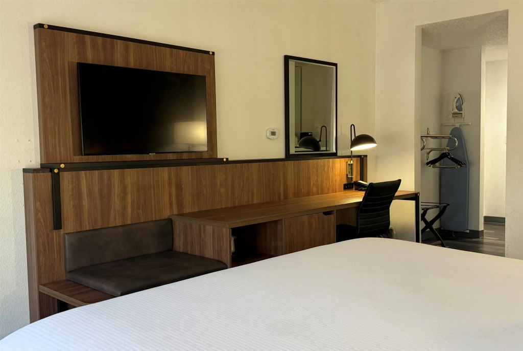 Wingate by Wyndham Airport - Rockville Road
