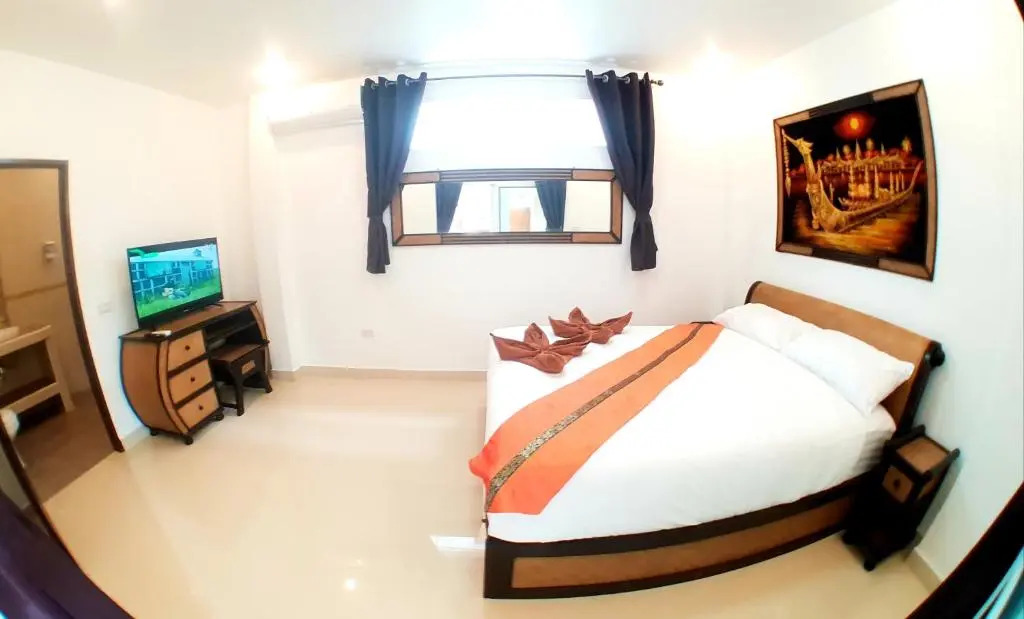 JOOPLAND Luxury Pool Villa Pattaya Walking Street