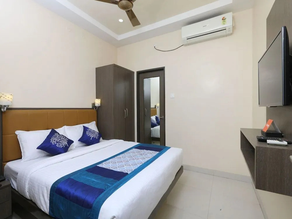 OYO 14934 Kalyani Grand