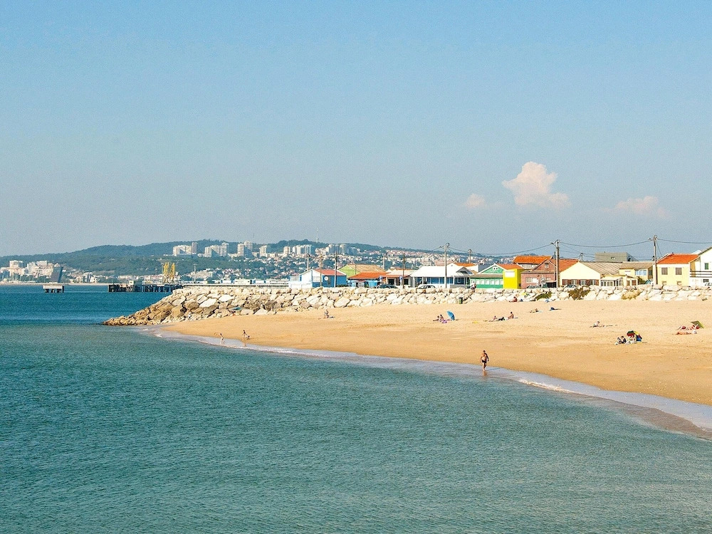 Apartment With 2 Bedrooms in Almada, With Enclosed Garden and Wifi - 8