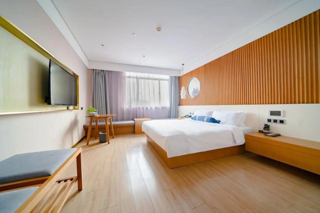 Moonyard Heaven Hotel