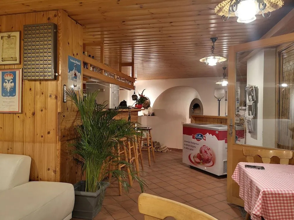 Hotel Plattas