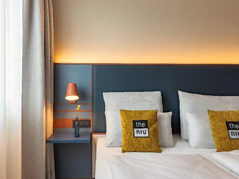 Holiday Inn - the niu Clink Hamburg Barmbek by IHG