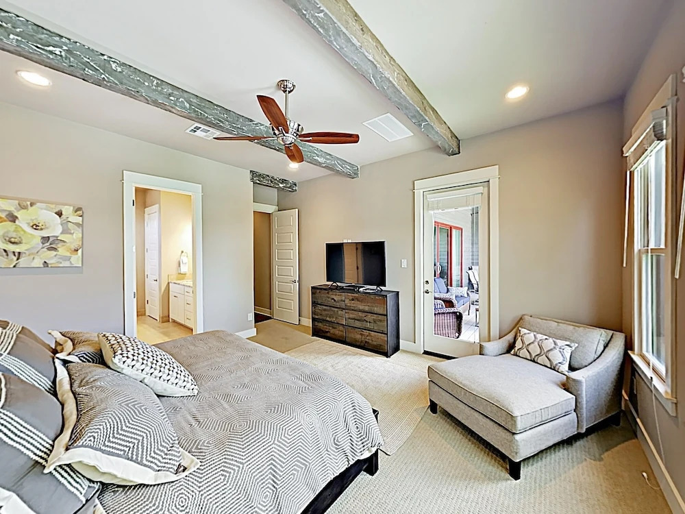 2217 Spicewood - 3 Br Home