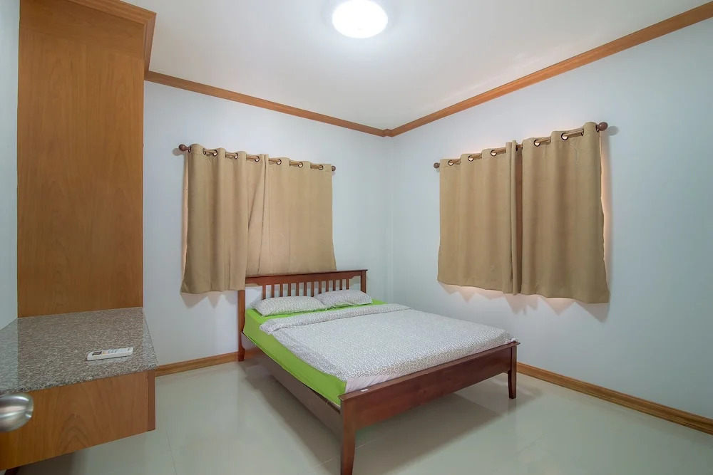 Baan So Nice Party Pool Villa