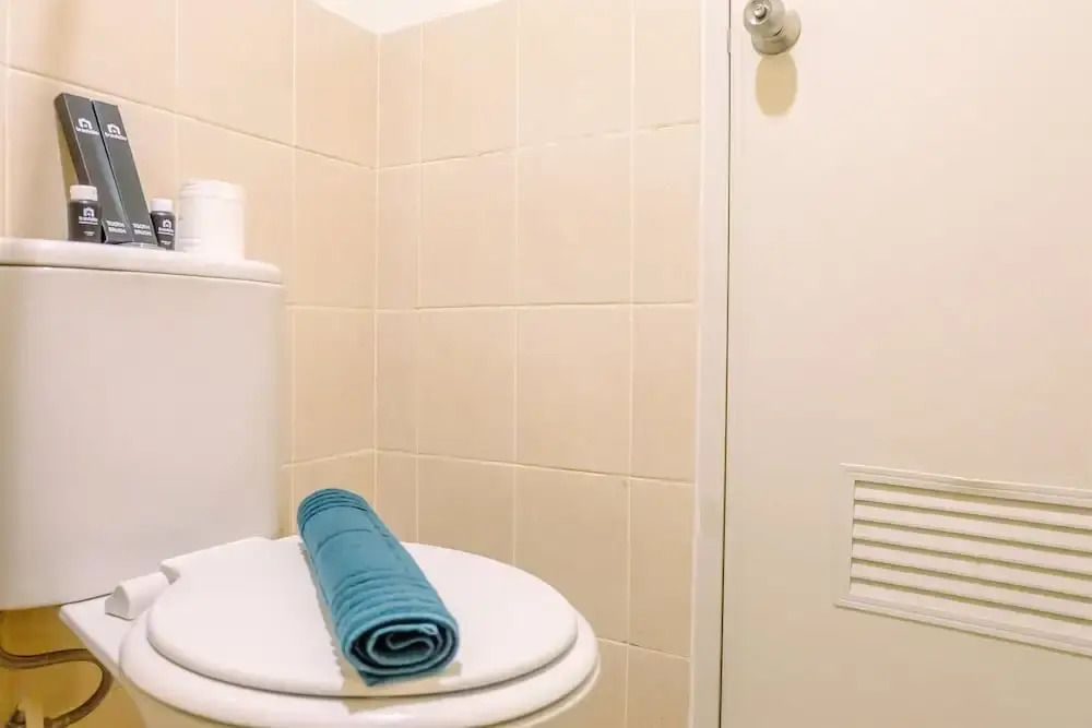 Podomoro Golf View 2BR Apartment near Exit Tol Cimanggis