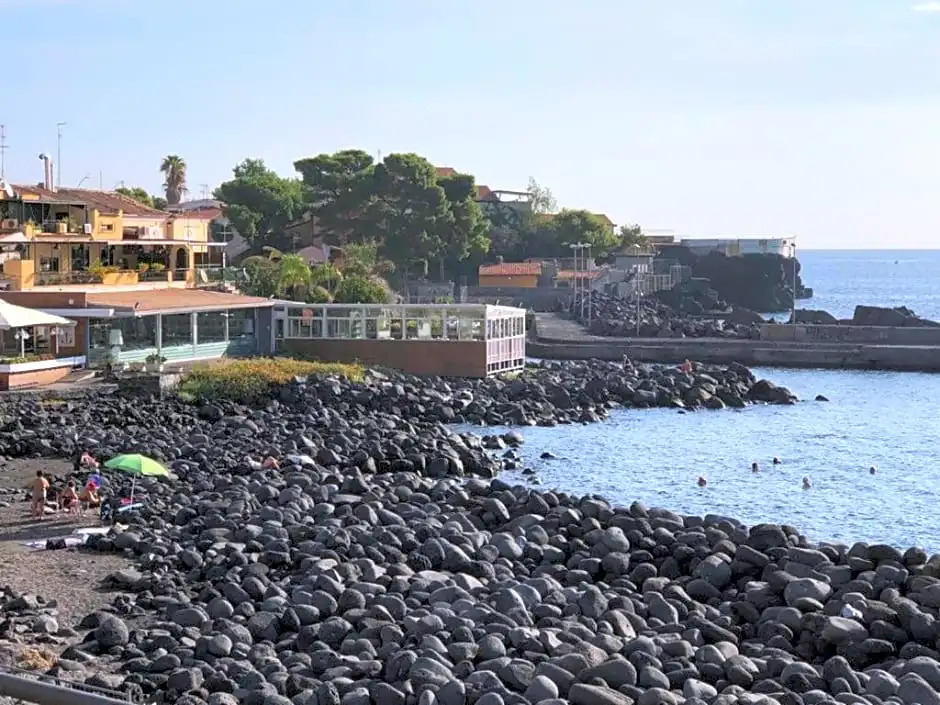 Le tre meraviglie a 200m dal mare