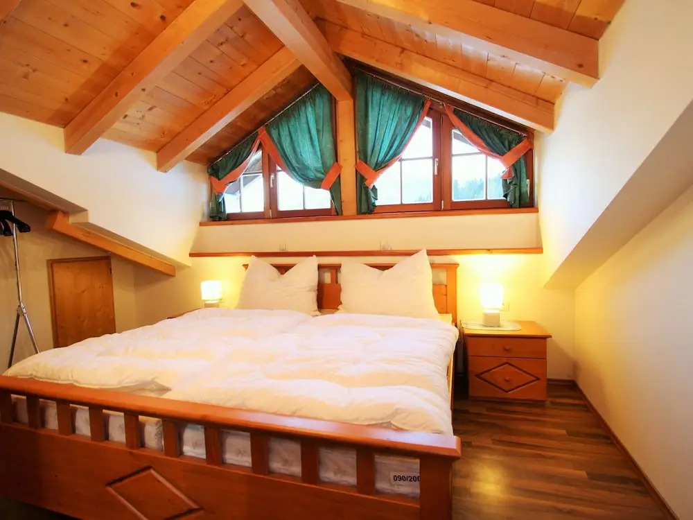 Sprawling Mansion near Ski Area in Salzburg
