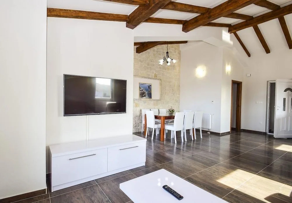 Villa Ukic
