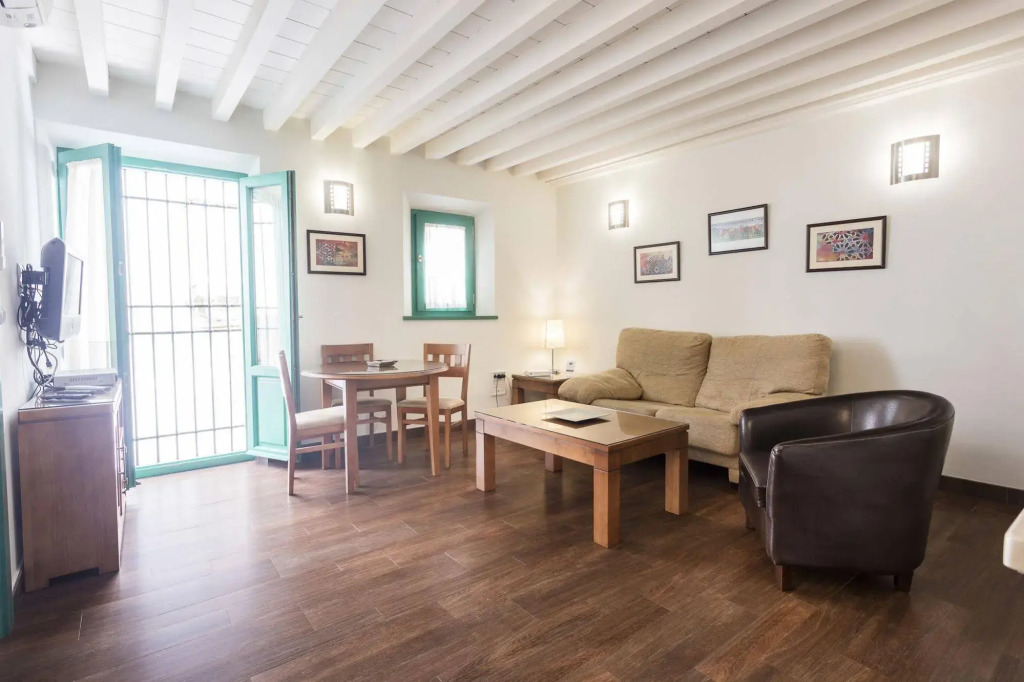 Apartamentos Laurel Suites