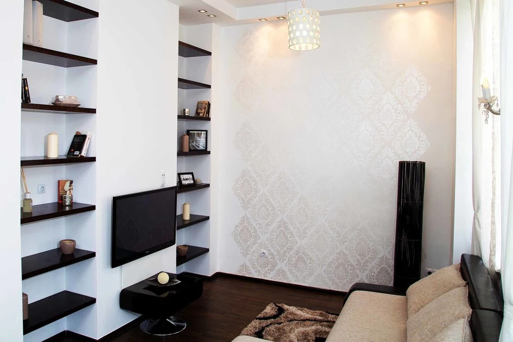Two Bedroom Suites Near The Parliament