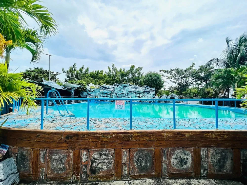 Precia Villavert Beach Resort