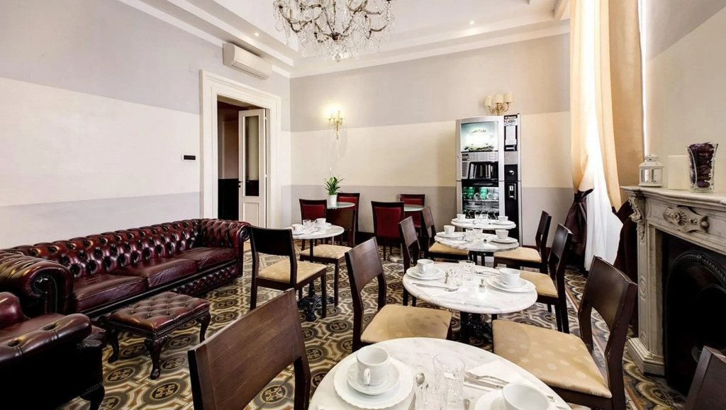 939 Hotel