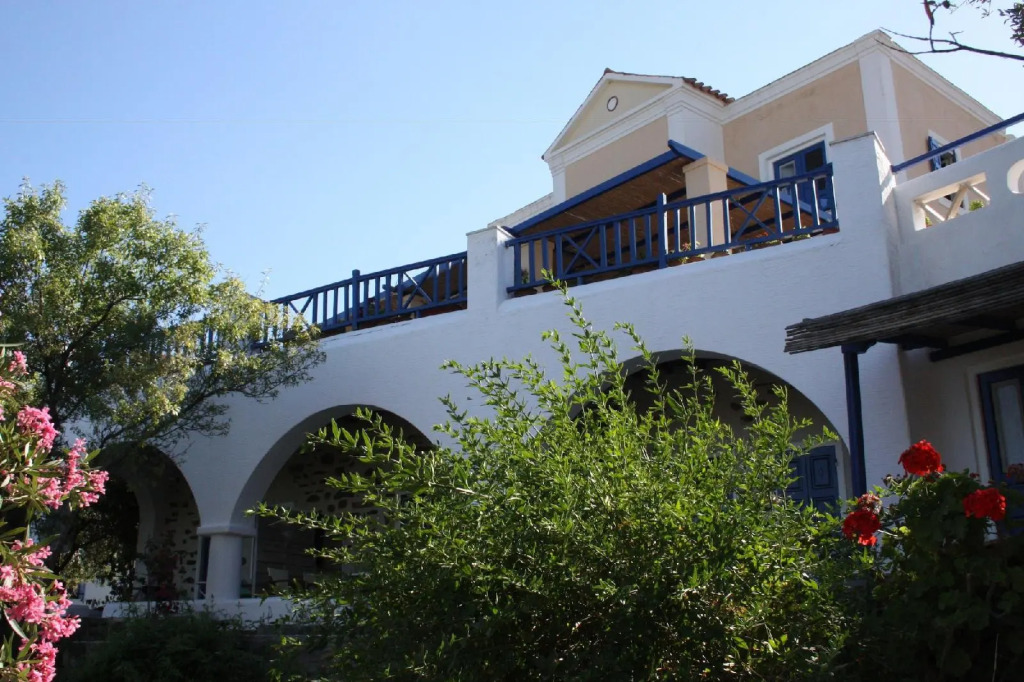 Lefkes Village Living