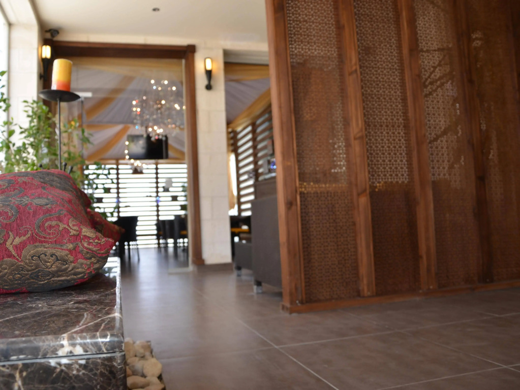 Diamond Hotel