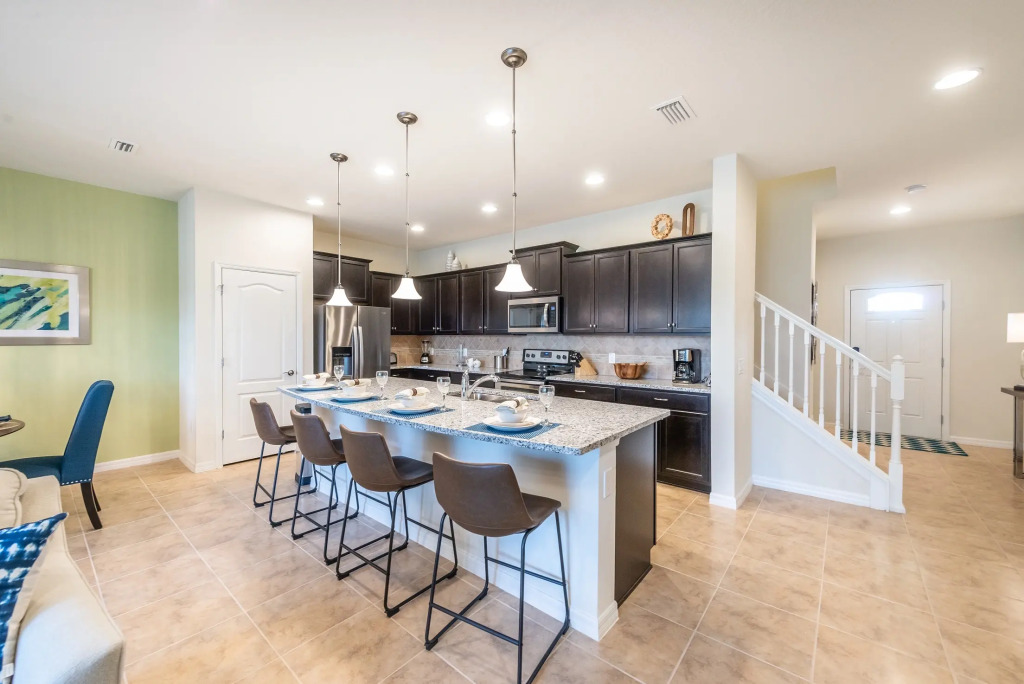 WW8899GC - 4 beds new pool home - Gated resort