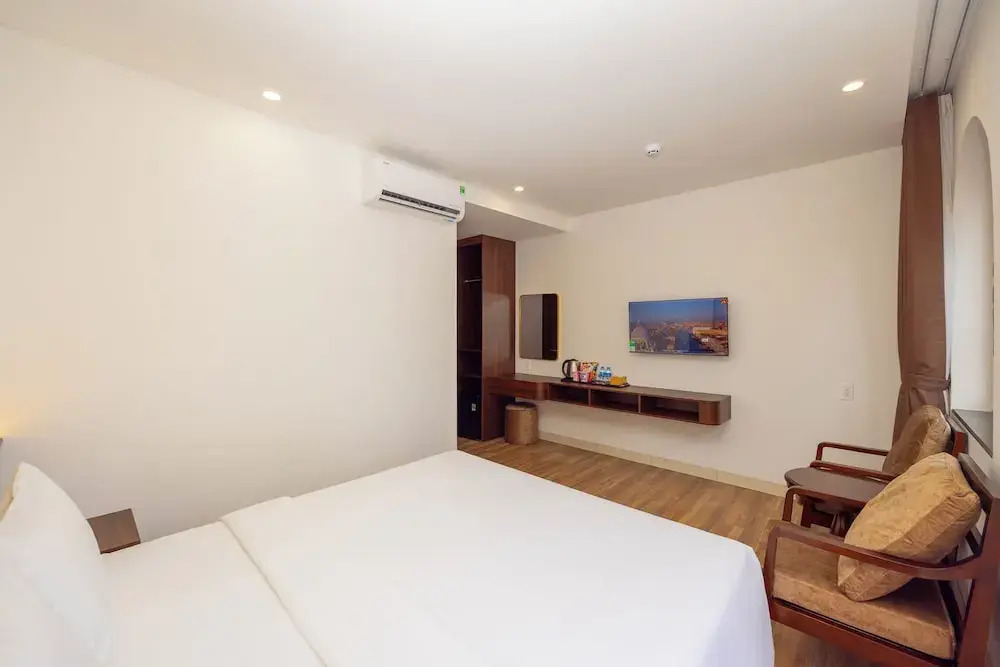 Royal Hotel Phu Quoc 2