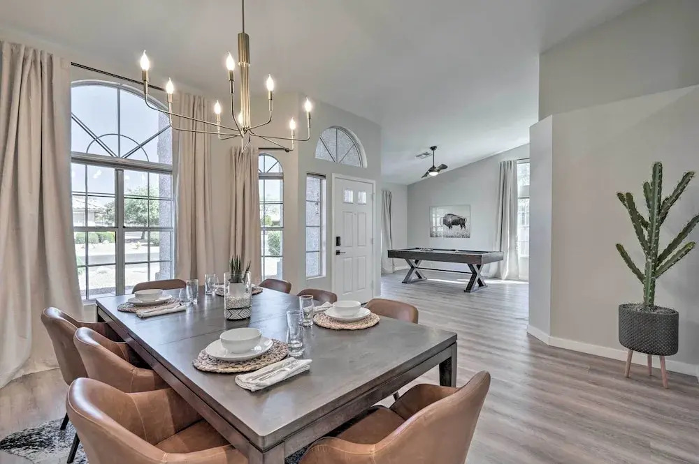 Pool, Putting Green & Furnished Patio: Phoenix Gem