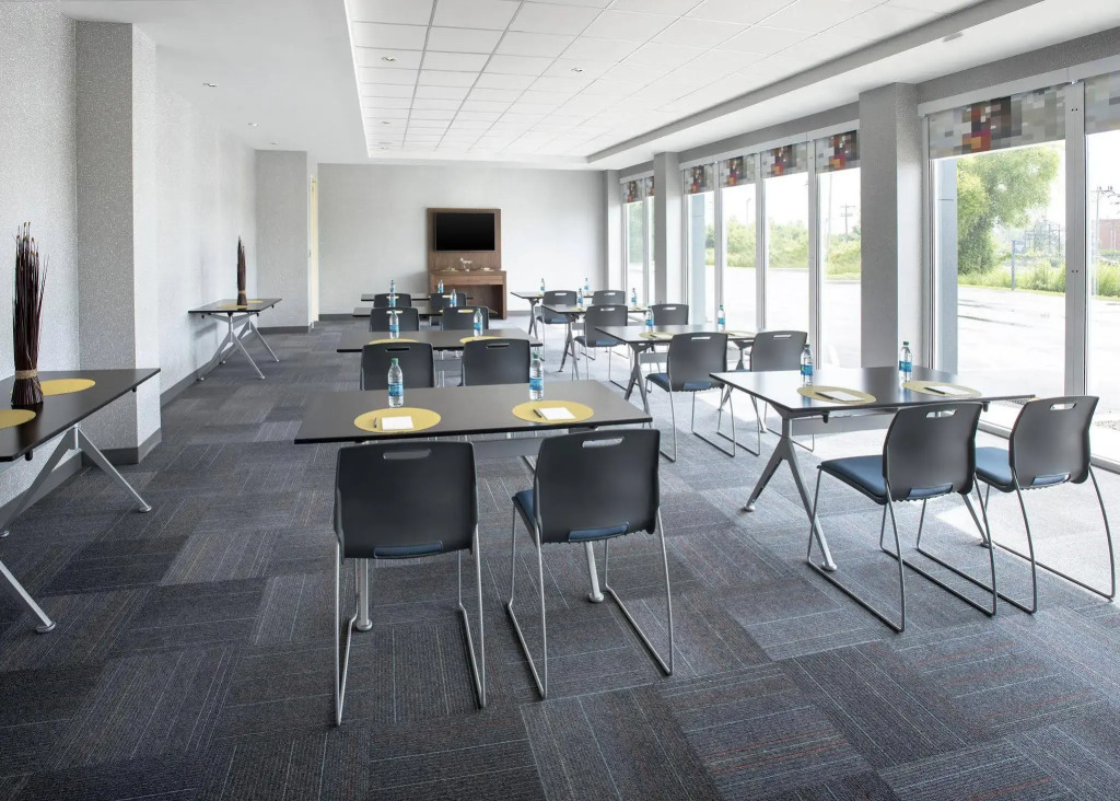 Aloft by Marriott Buffalo Airport