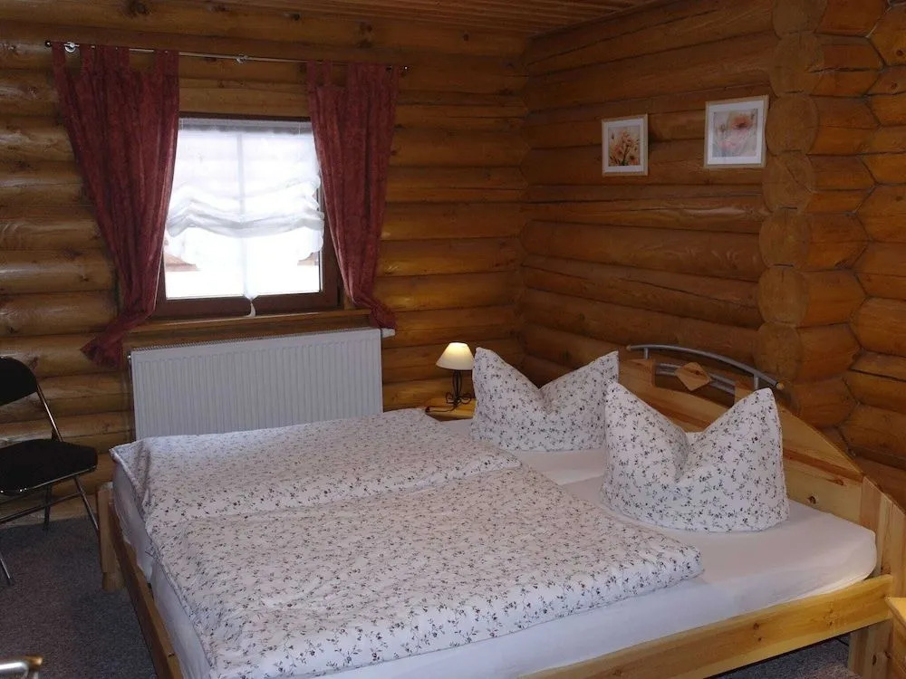Komfort & Natur in Dankerodeim Holzhaus Andi