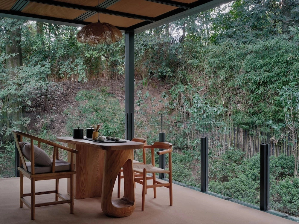 Jishang Qingcheng Mountain Villa