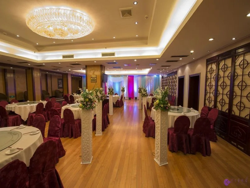 Holiday Inn Express Qingdao Shibei by IHG